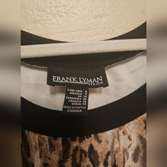 Frank Lyman Animal Print Overlay Faux Cape Blouse - Picture 6 of 6